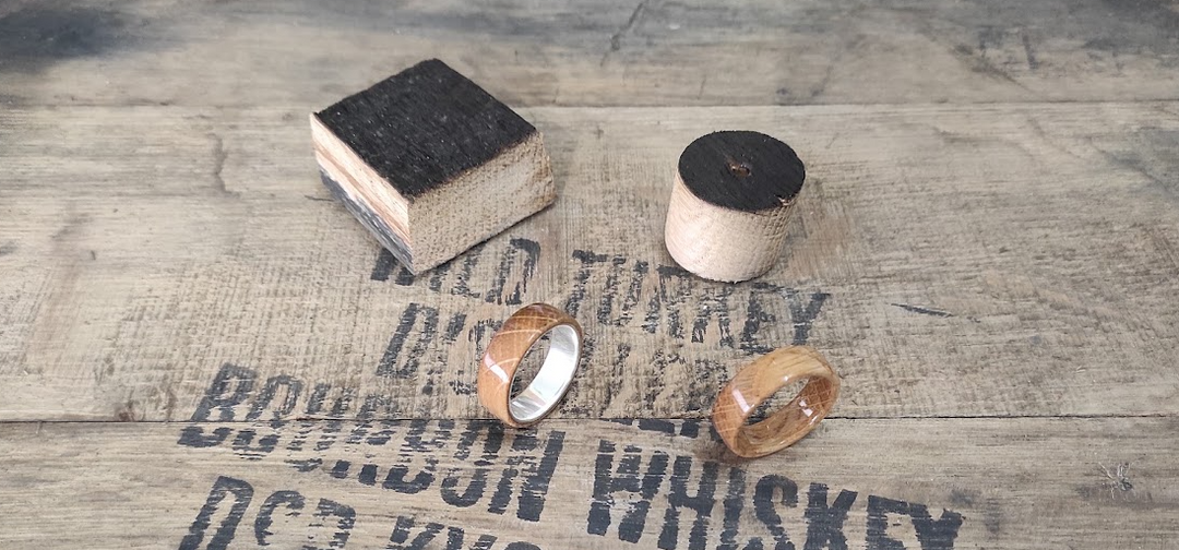 Reclaimed bourbon barrel oak wood used in a whiskey barrel ring